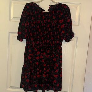 Francesca's Collections Black and Red Floral Midi Dress